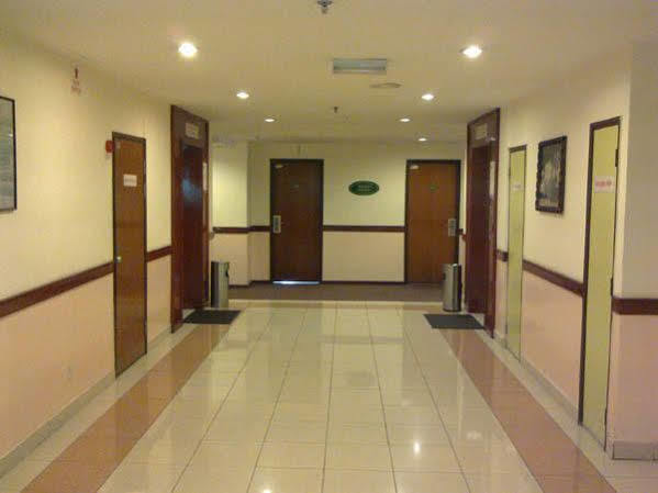 Hotel Caliber Kuala Lumpur Esterno foto